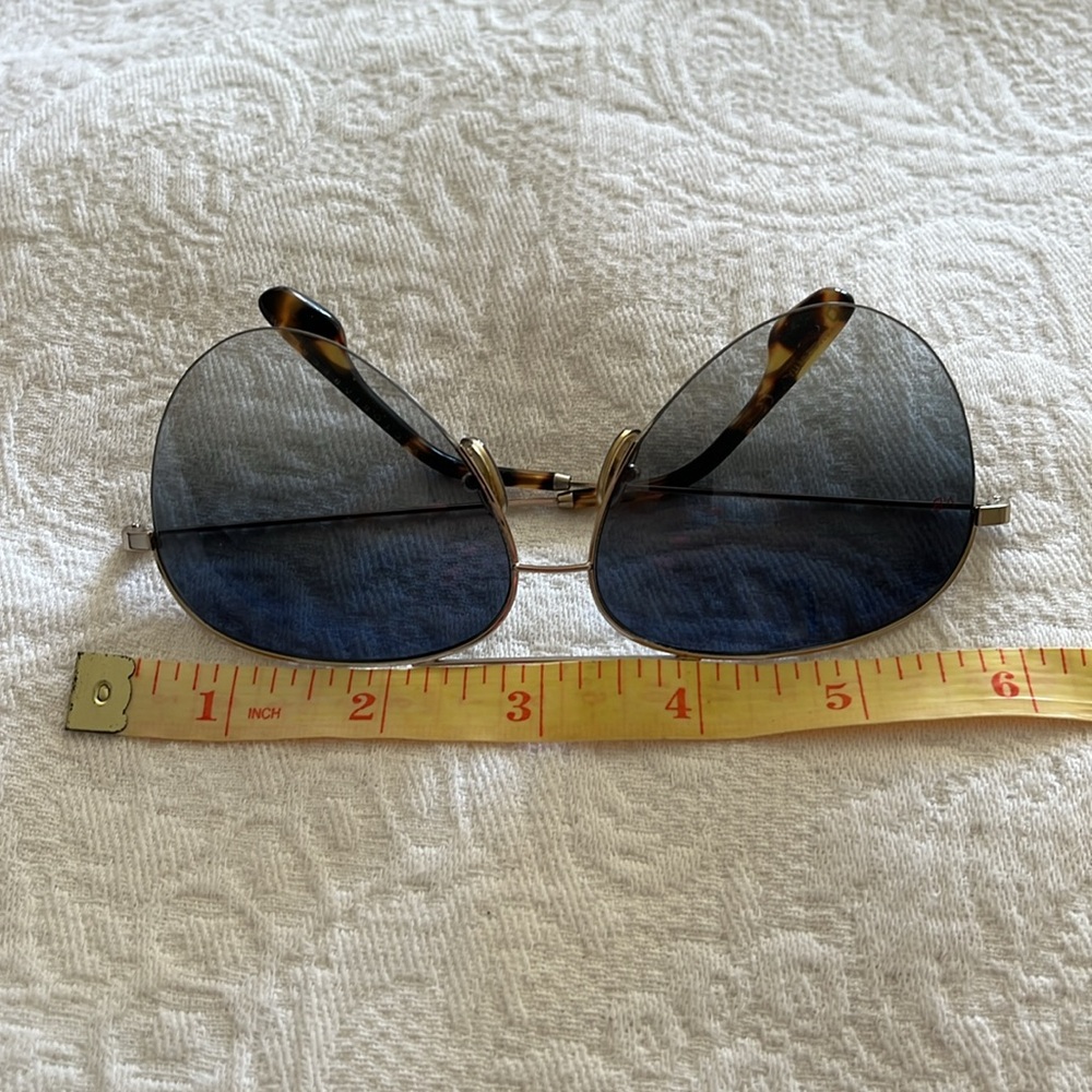 Victoria Beckham Black and Gold Aviator Glasses - Picture 4 of 8